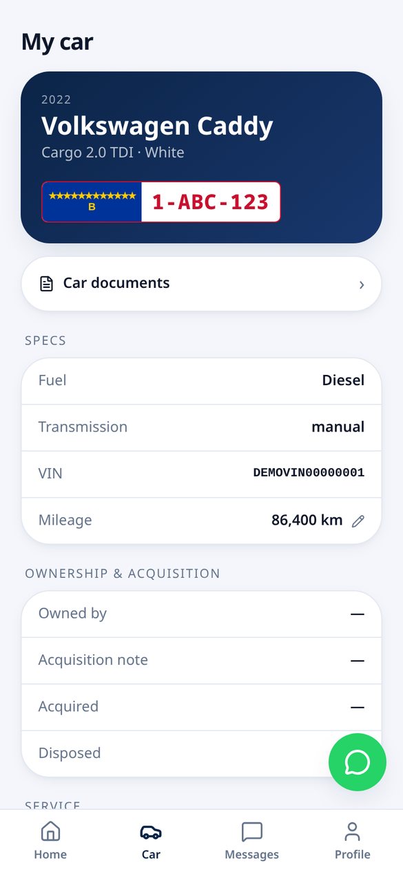 DriverHub driver home screen showing a vehicle card with plate, mileage and lease kilometre progress